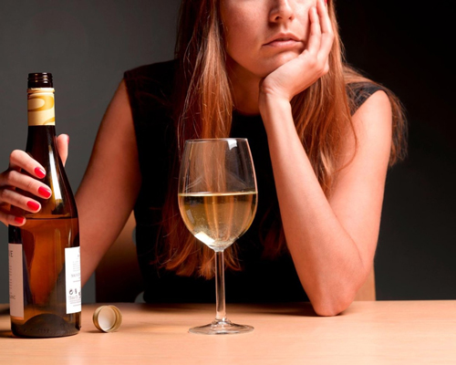 Анонимное лечение женского алкоголизма в Шахунье